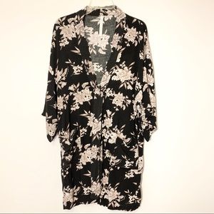 Spiritual Gangster floral kimono